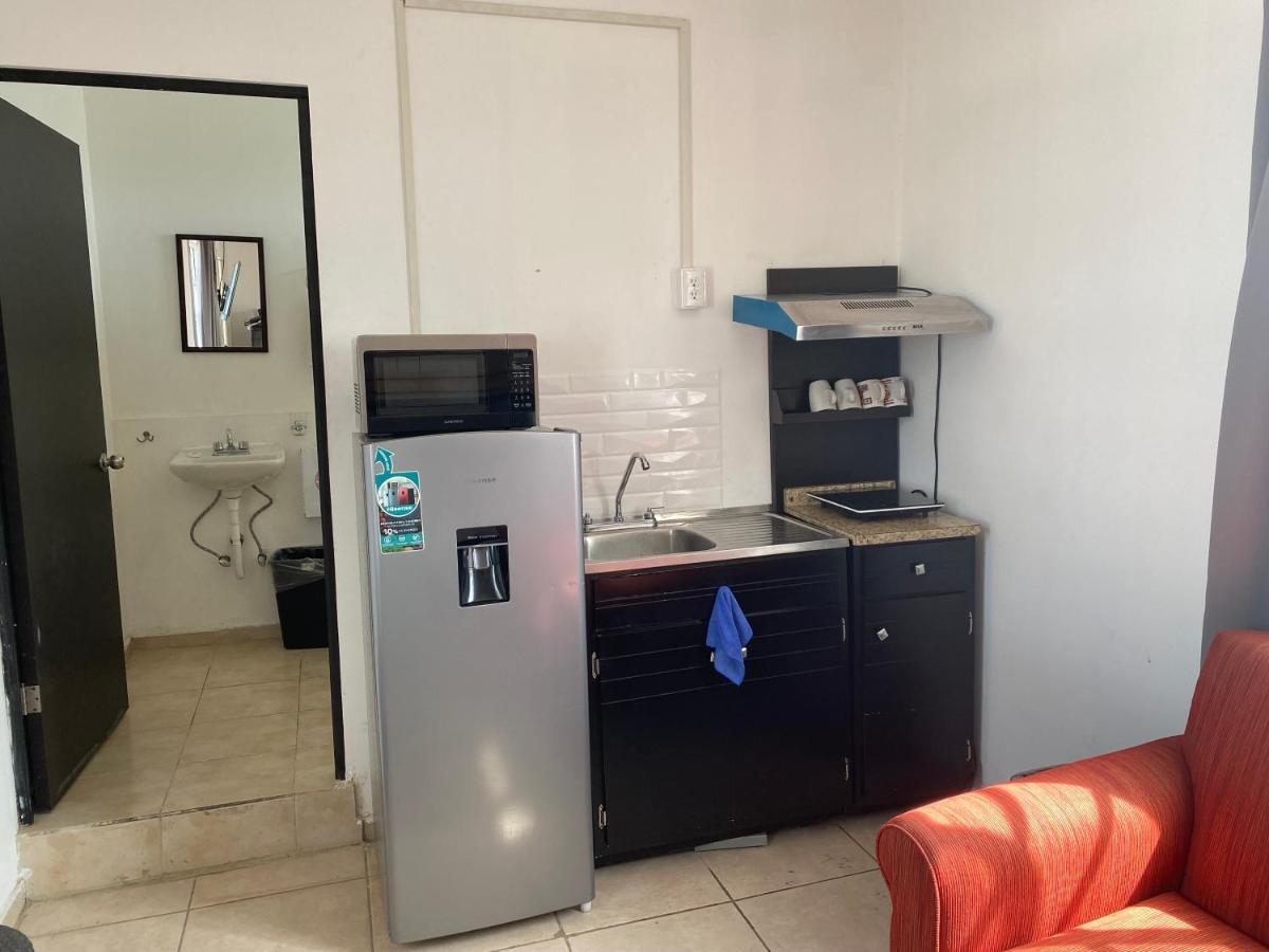 Suites Apodaca Екстер'єр фото