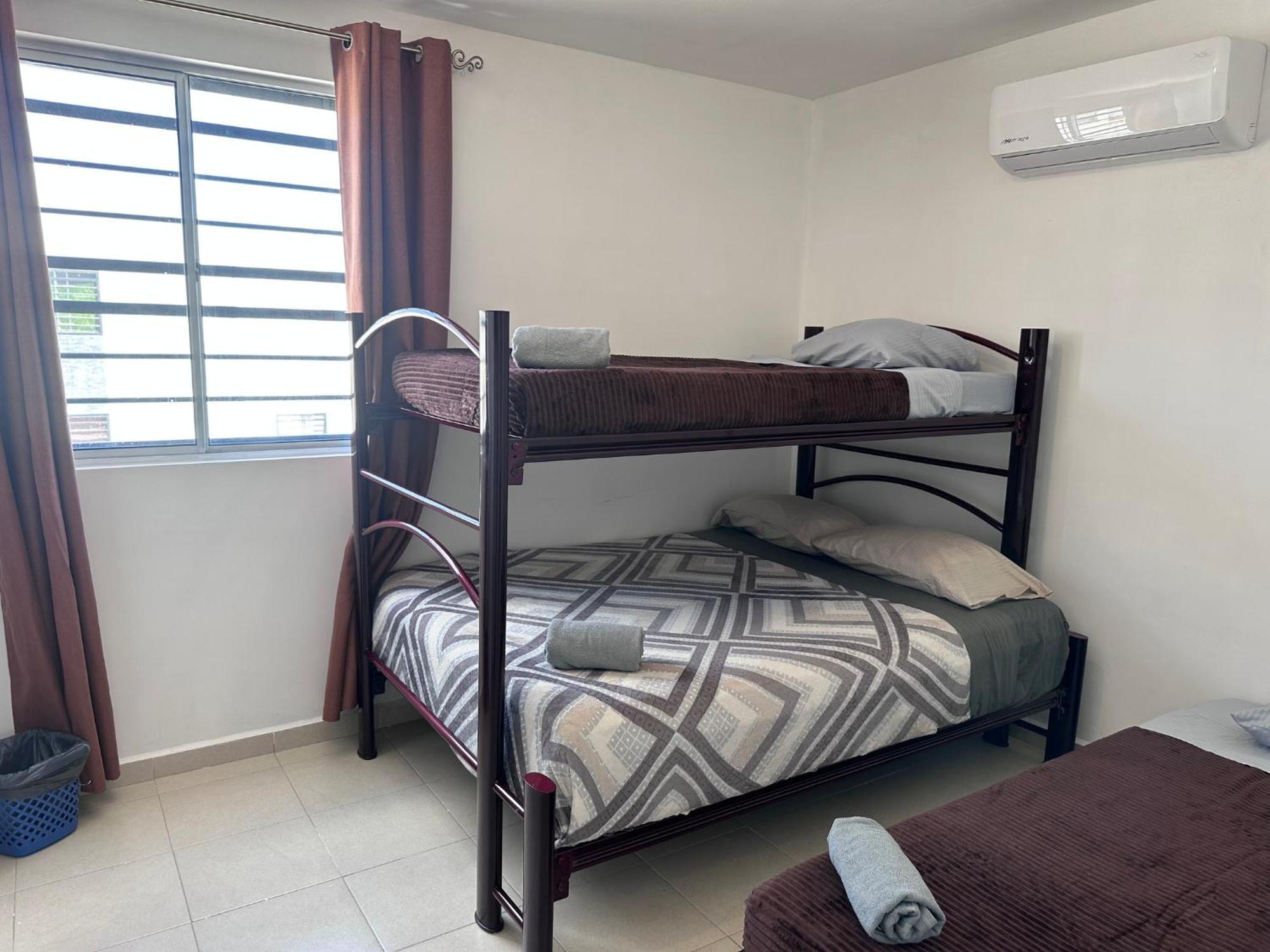 Suites Apodaca Екстер'єр фото