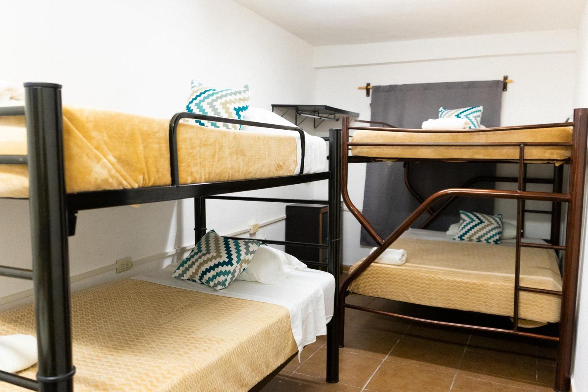 Suites Apodaca Екстер'єр фото
