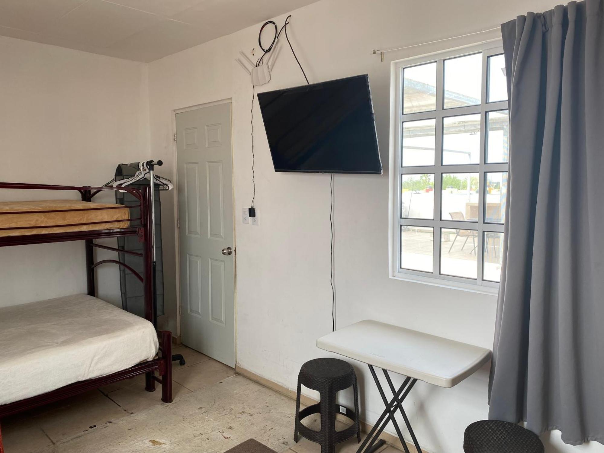 Suites Apodaca Екстер'єр фото