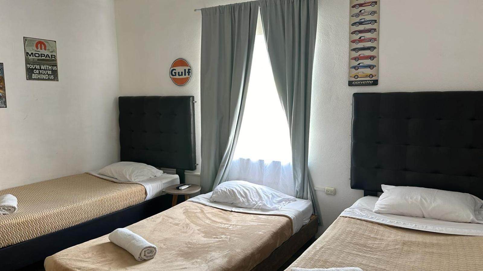 Suites Apodaca Екстер'єр фото