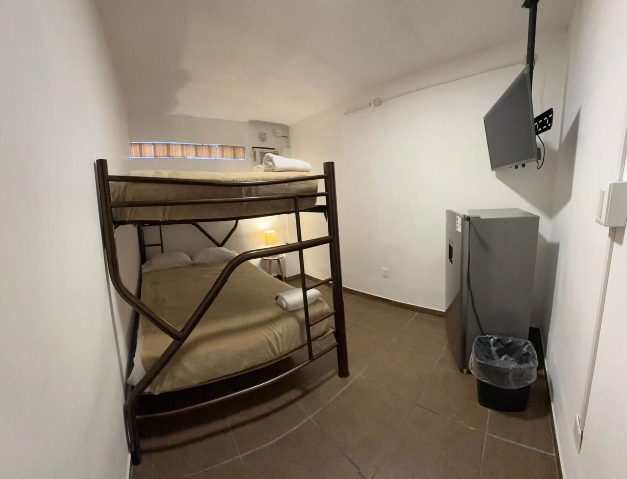 Suites Apodaca Екстер'єр фото