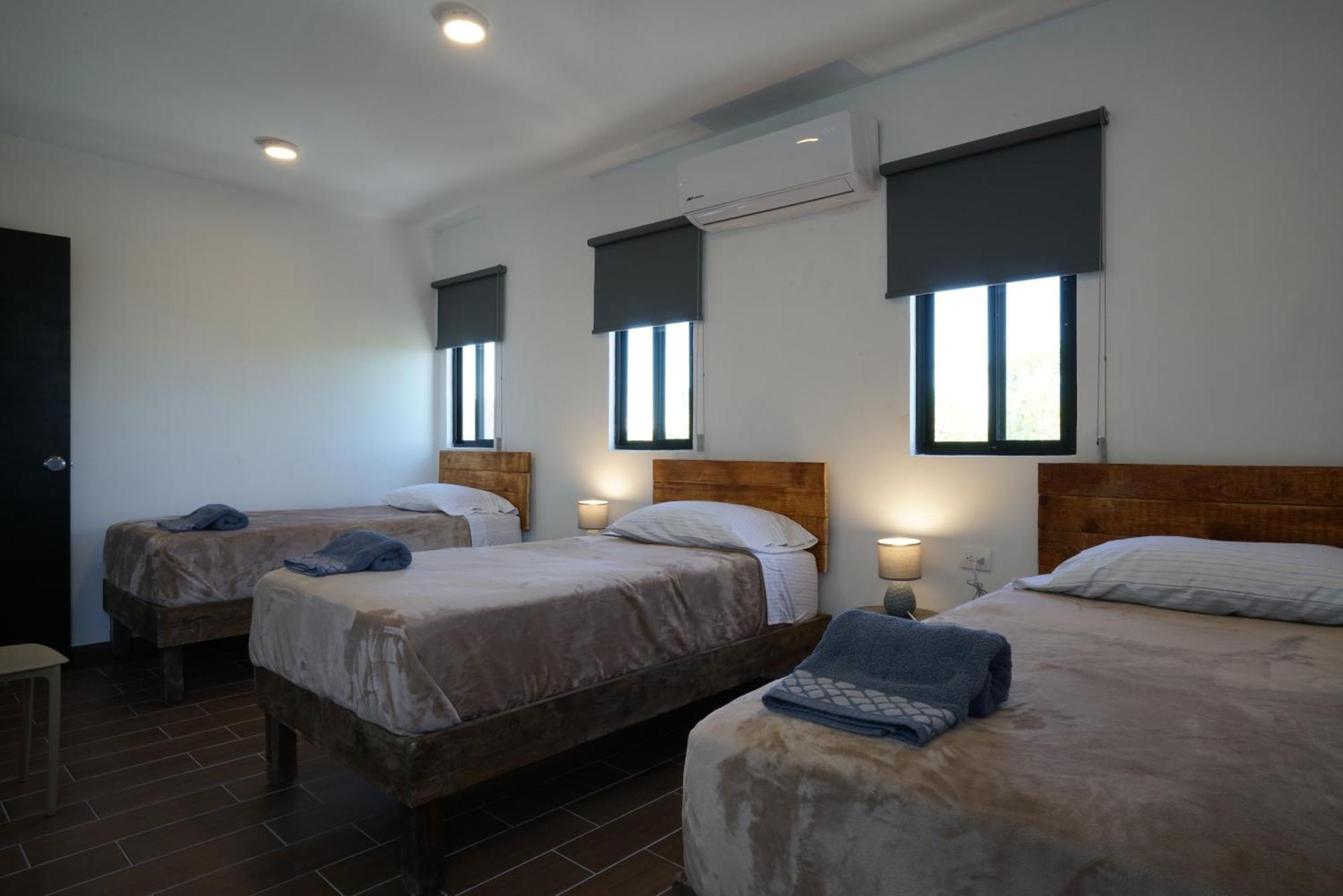 Suites Apodaca Екстер'єр фото